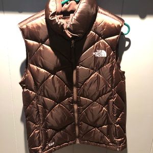 Women’s North Face 550 down vest